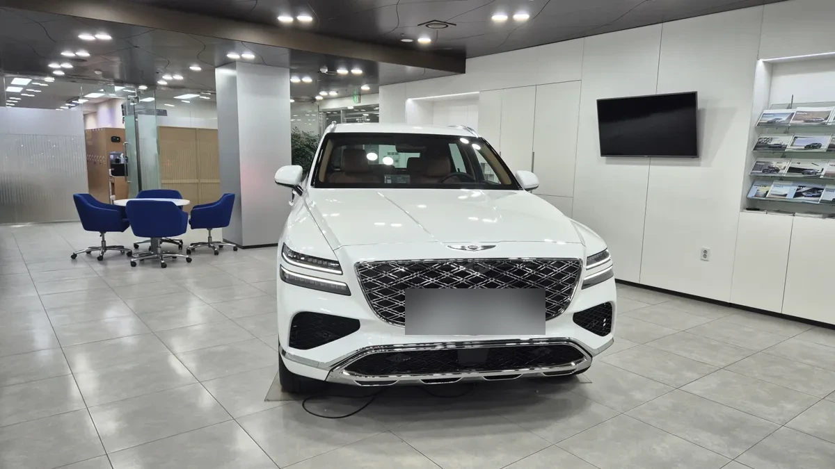 제네시스 GV80 전시장 전시차